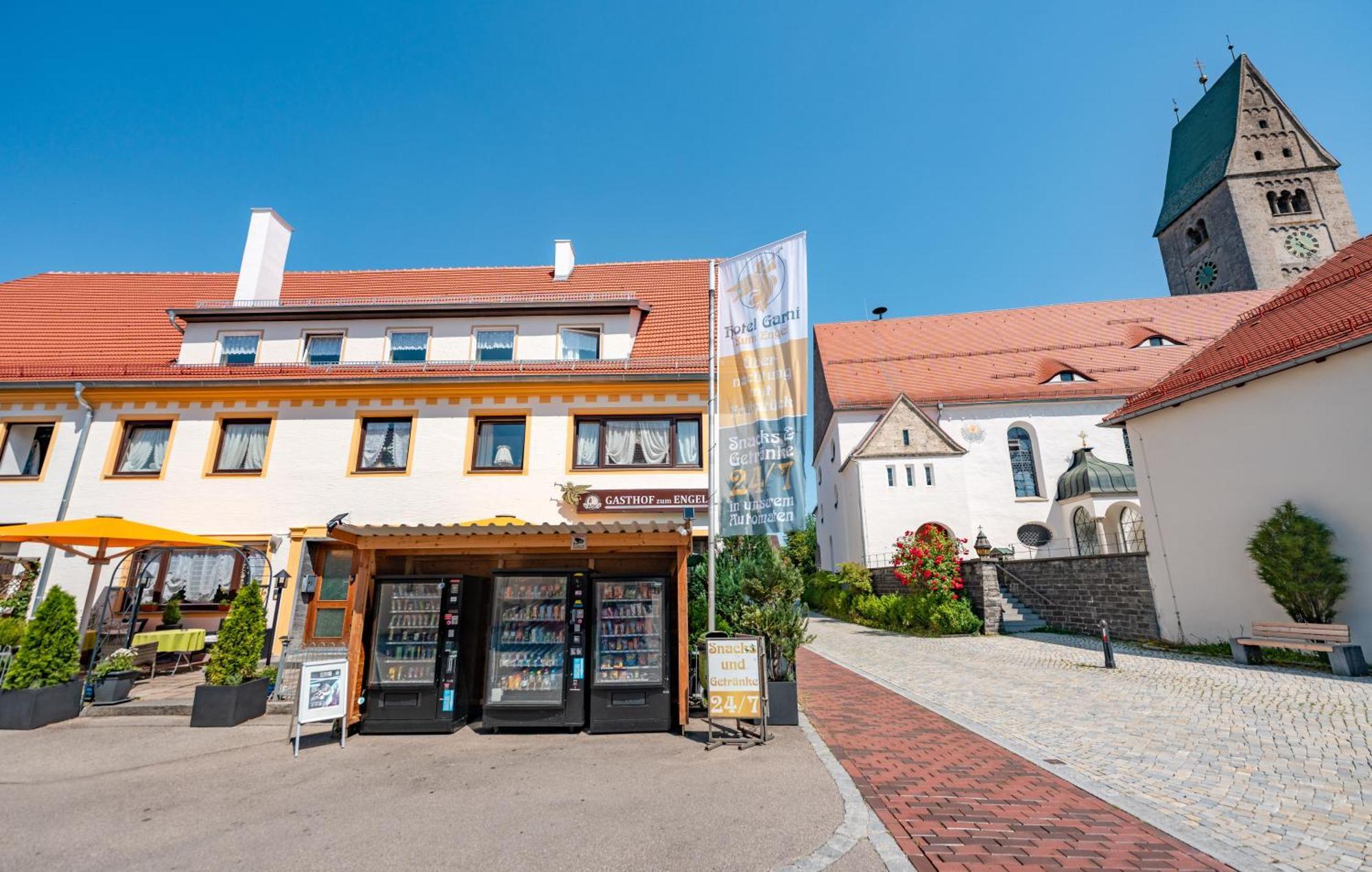 Hotel Garni "Zum Engel" Oberguenzburg Exterior photo